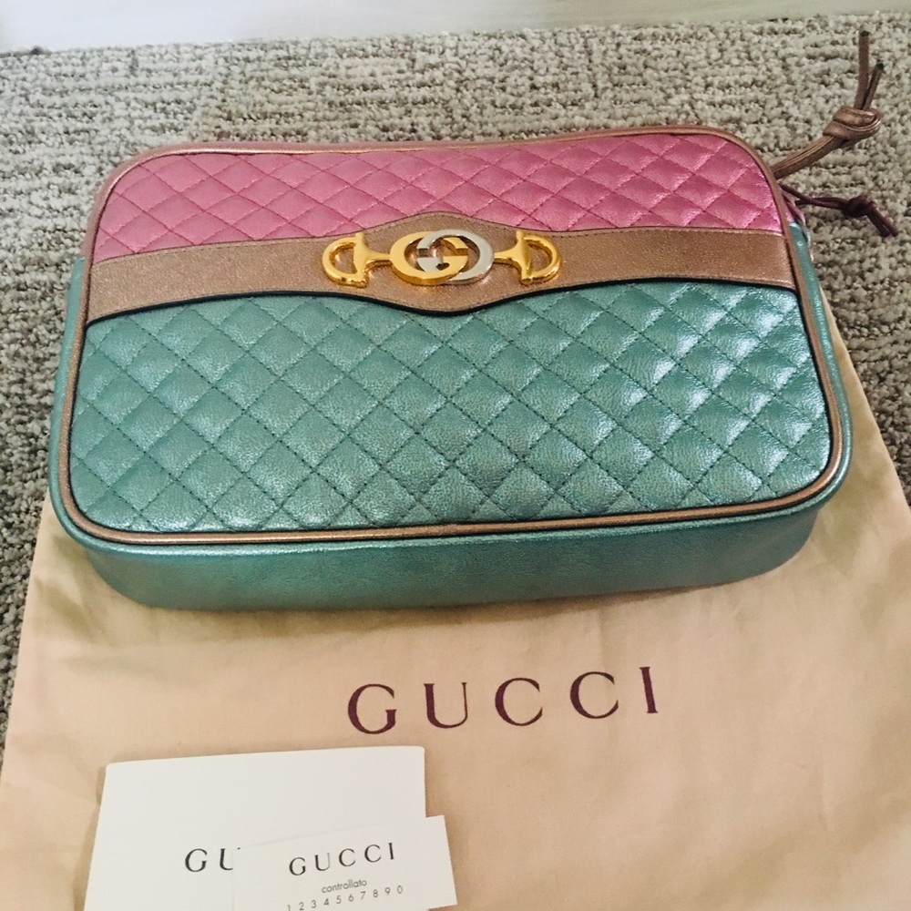 New Authentic GUCCI Small Quilted Metallic Leather Shoulder Bag Small Multicolor - Picture 7 of 8